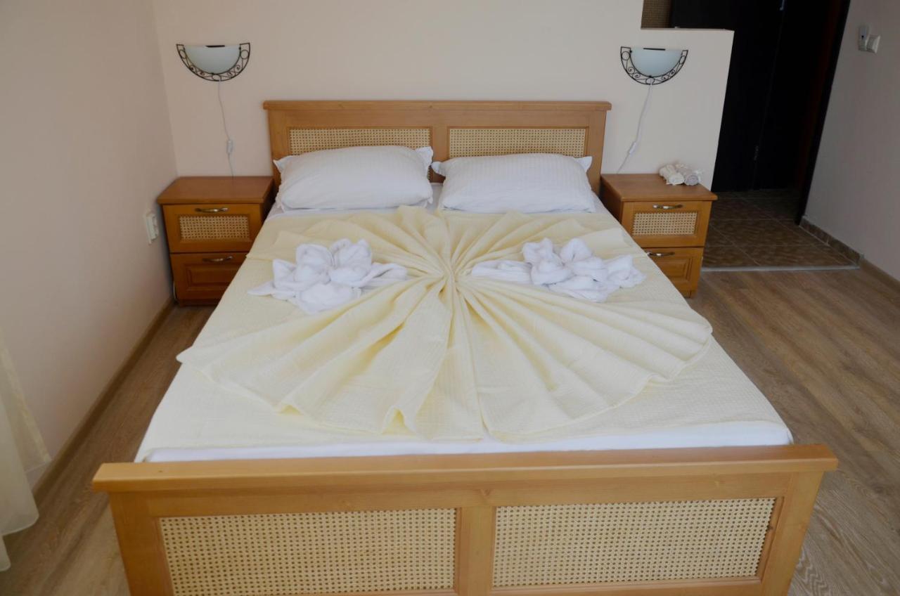 Ashram Hotel พรีมอร์สโก ภายนอก รูปภาพ