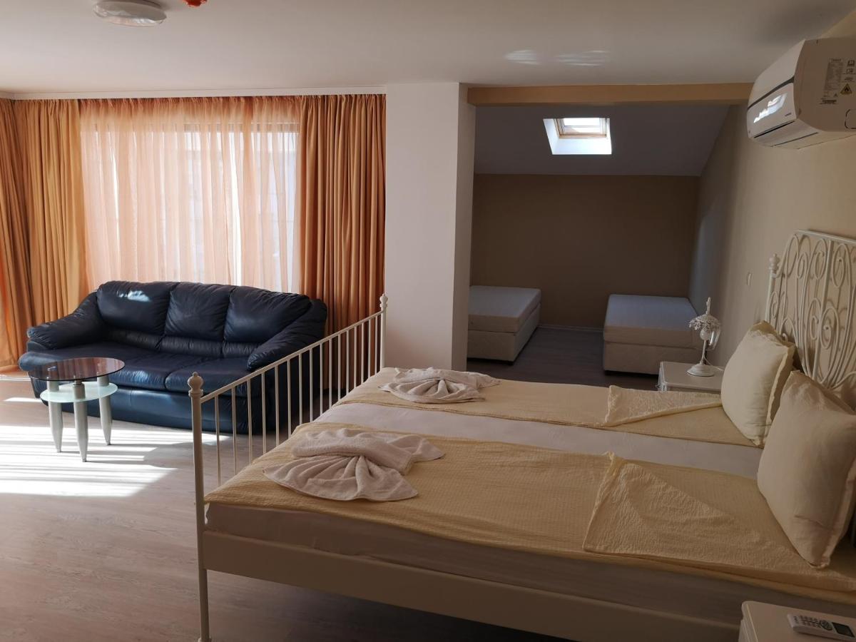 Ashram Hotel พรีมอร์สโก ภายนอก รูปภาพ
